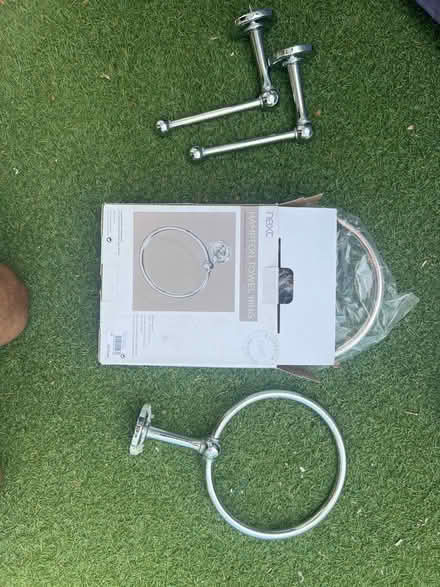 Photo of free Bathroom accessories (West acton - W3) #1