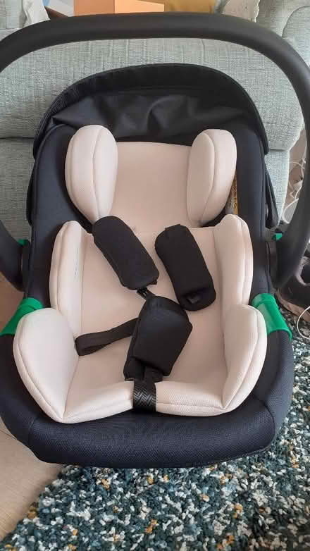 Photo of free New Unused Infant Car seat (Wallingford OX10) #1