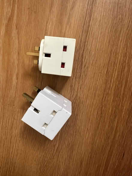 Photo of free 3-way and 2-way plug adaptor (Old Woking GU22) #1