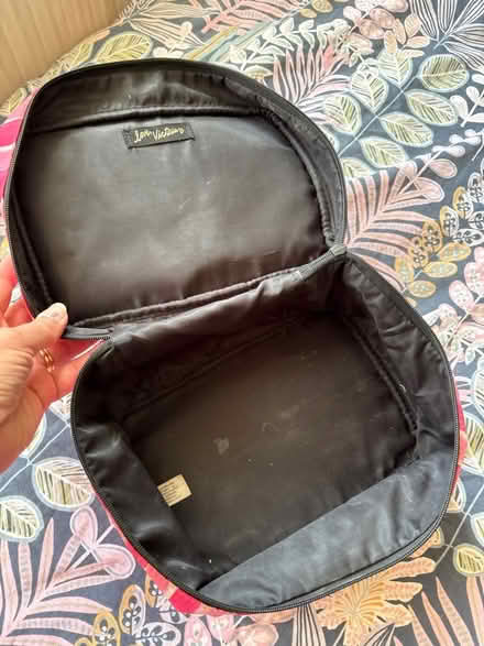 Photo of free Victoria’s Secret washbag (Dean Court OX2) #4