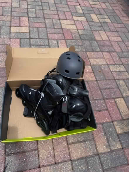 Photo of free Barely Used Skates (Gatlin & I-95) #2
