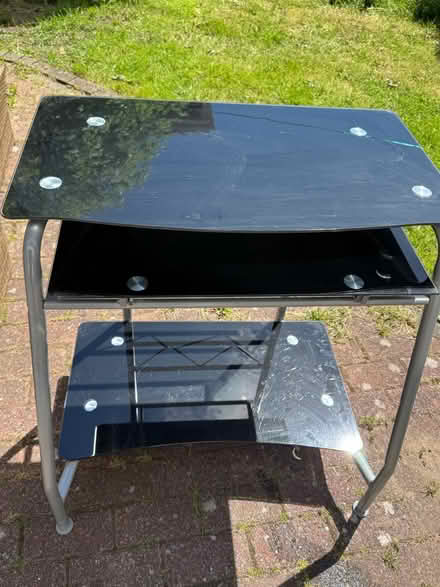 Photo of free computer desk (L12) #1
