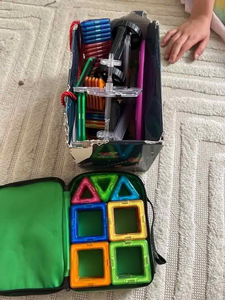 Photo of free Magnetic building toys (Bernards Heath AL3) #1