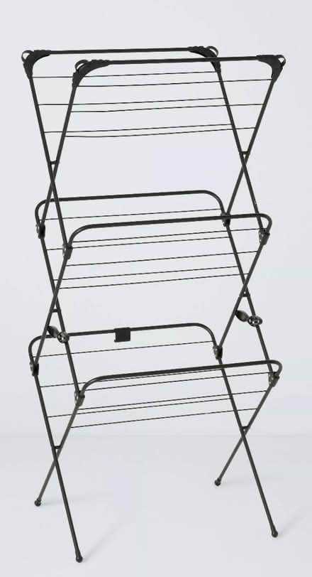 Photo of Clothes airer (NW2 Cricklewood) #1