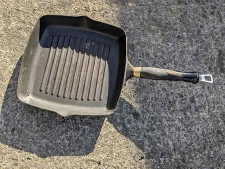 Photo of free Griddle pan (GL51) #1