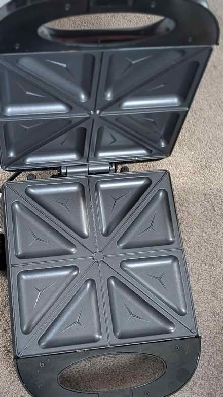 Photo of free Large Toastie maker (4 rounds) (Crownhill MK8) #1