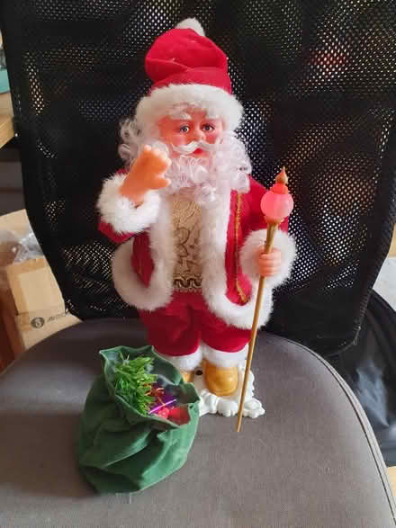 Photo of free Light up father Christmas ornament (Westbury BA13) #1