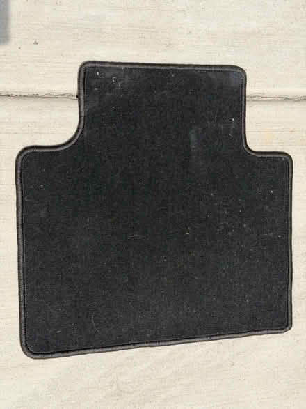 Photo of free Unused 2018 HondaAccord Floor Mats (Darien - near 75th x Cass Ave.) #4