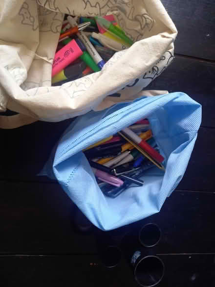 Photo of free Stationery (SE9) #1