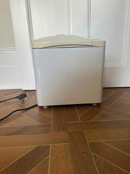 Photo of free Panasonic Bread Maker SD-251 (Holland Park W11) #4