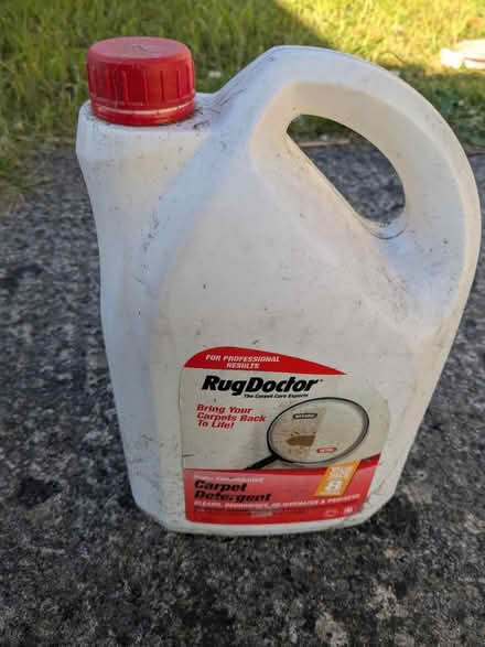 Photo of free Carpet cleaner (GL51) #1
