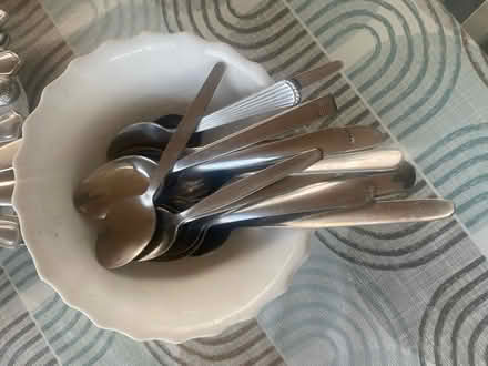 Photo of free China & Cutlery (Wallington SM6) #4