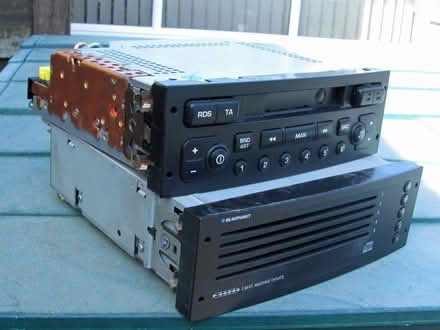 Photo of free Peugeot 307 Radio & Multidisc Player (Swanton Morley NR20) #2