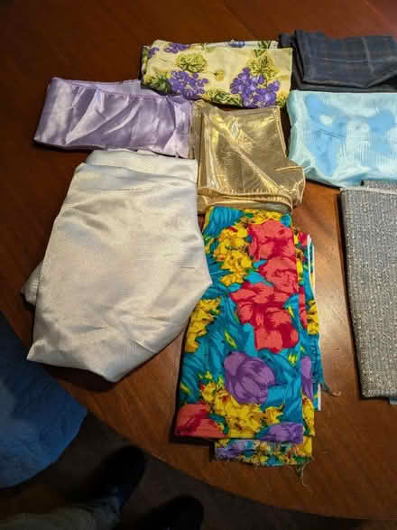 Photo of free Fabric randomness (Greenlake) #1