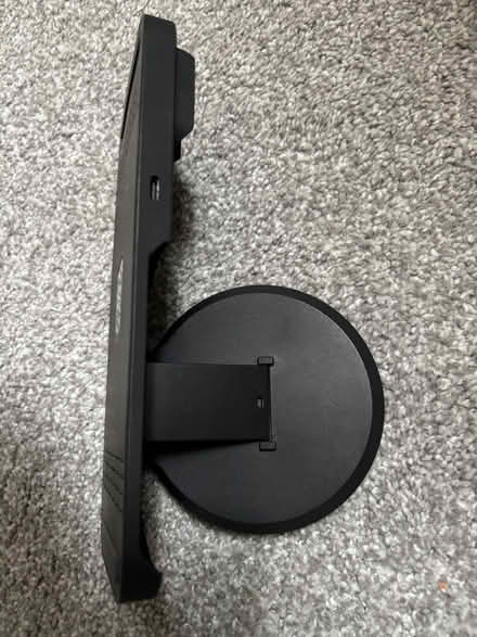 Photo of free 3 in 1 Fast Wireless Charging (LL29 - Old Colwyn) #2