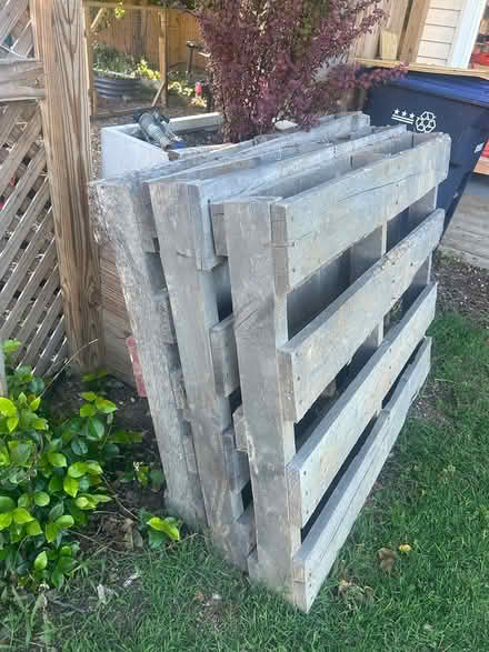 Photo of free Pallets (three of them) (20020) #1