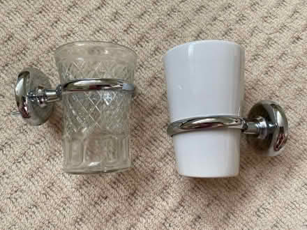 Photo of free Pair bathroom toothbrush holders (OX4 Iffley) #1