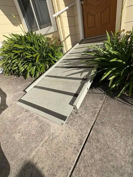 Photo of free RAMP for using wheelchairs/walkers (Mary and Homestead, Sunnyvale) #1