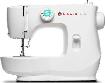 Photo of basic sewing machine (Prince of Wales and Baseline) #1