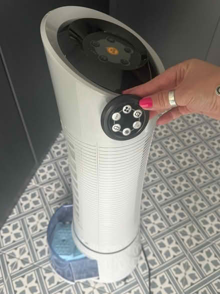 Photo of free Klarstein Air conditioner 4-in-1: air cooler, fan (South Croydon CR2) #2
