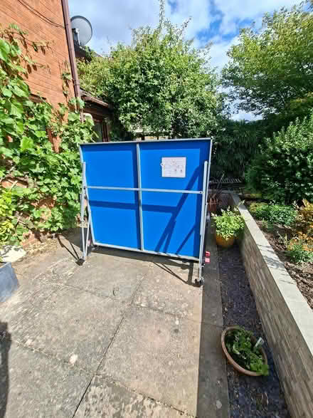Photo of free Folding Ping-Pong Table and paddles (Droitwich Spa WR9) #4