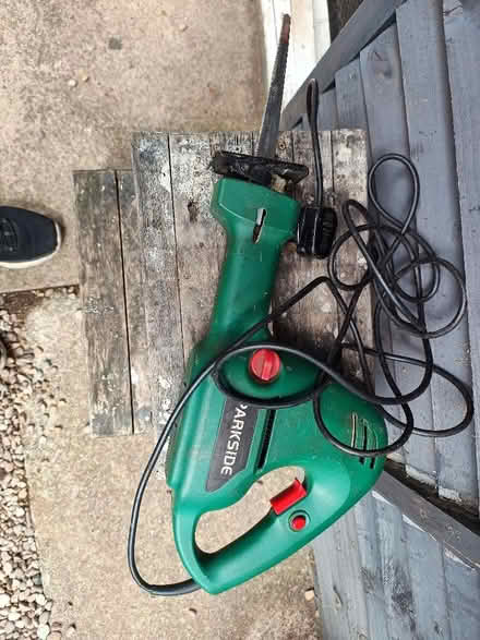 Photo of free Electric saw & jigsaw (Tutbury DE13) #2