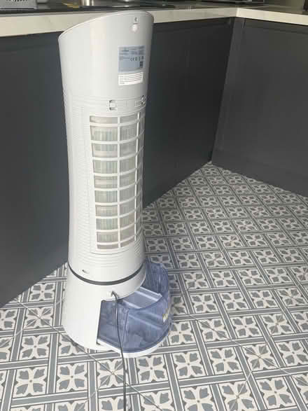 Photo of free Klarstein Air conditioner 4-in-1: air cooler, fan (South Croydon CR2) #3