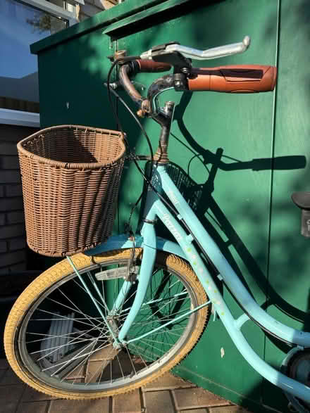 Photo of free Girls bike (Cholsey OX10) #2