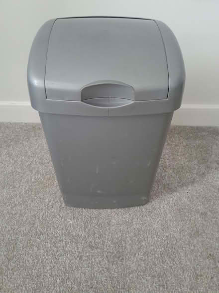 Photo of free Grey Lidded bin. (Grassmarket EH1) #1