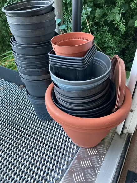 Photo of free Mixed lot of Plastic Plant Pots (St James, South Elmham IP19) #2