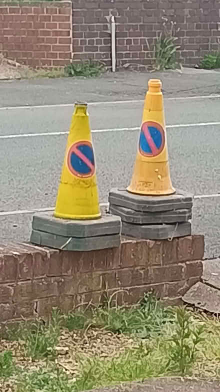 Photo of free Traffic cones (Spondon DE21) #1