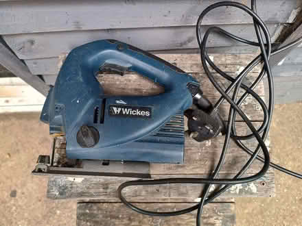 Photo of free Electric saw & jigsaw (Tutbury DE13) #1