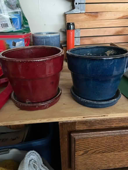Photo of free Ceramic pots (Roselle) #1