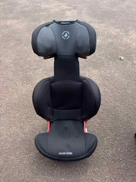 Photo of free Maxi Cosi RodiFix Car Seat (North Abingdon OX14) #1