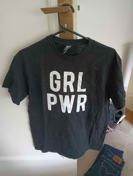 Photo of free Girl Power T-Shirt M (W5) #1