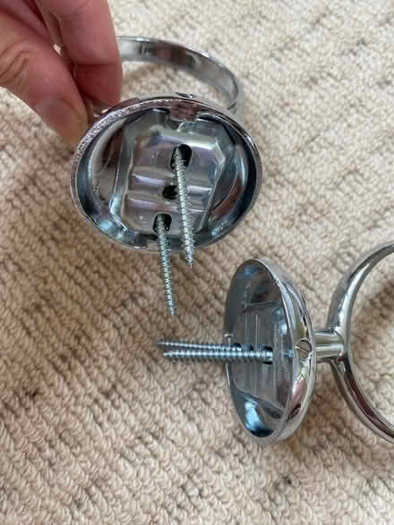 Photo of free Pair bathroom toothbrush holders (OX4 Iffley) #4