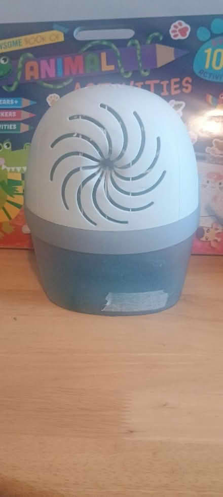 Photo of free Dehumidifier/moisture absorber (E20, Stratford) #1
