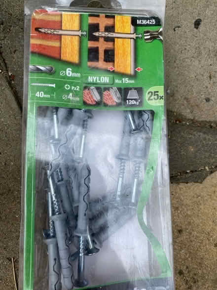 Photo of free Various hardware bits (Horsham RH13) #4