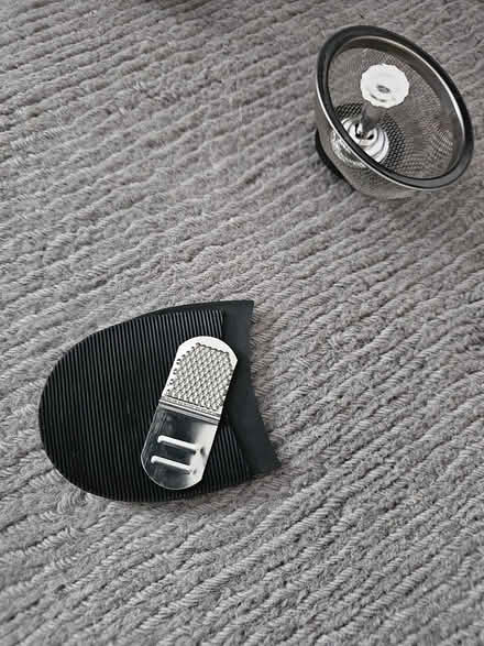 Photo of free Shoe insoles and heel grip (IG1) #2