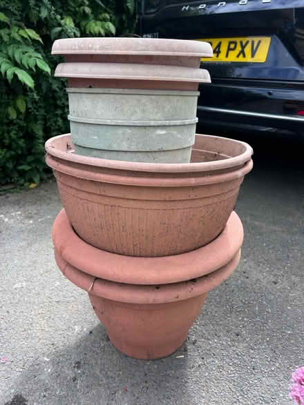 Photo of free Large planters (Gaurlford WR14) #1