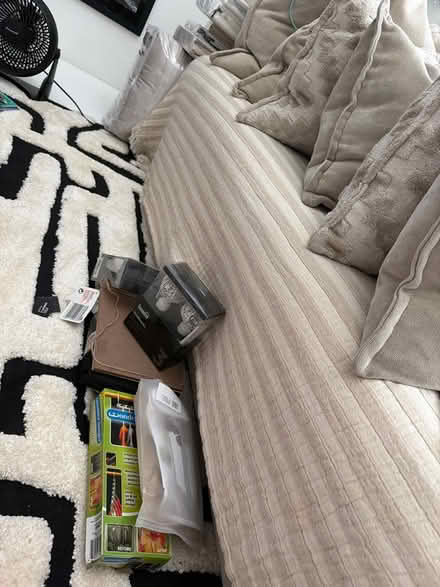 Photo of free House hold items (SE11) #1