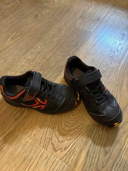 Photo of free Kid’s shoes size 13C (Bruntsfield EH10) #2