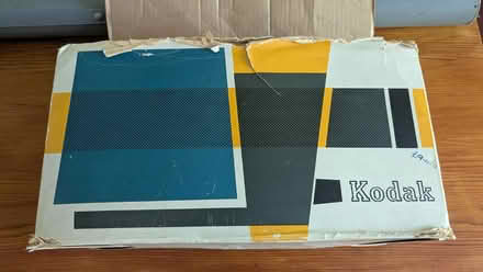 Photo of free Kodak slide projector & screen (Caldy Valley CH3) #1