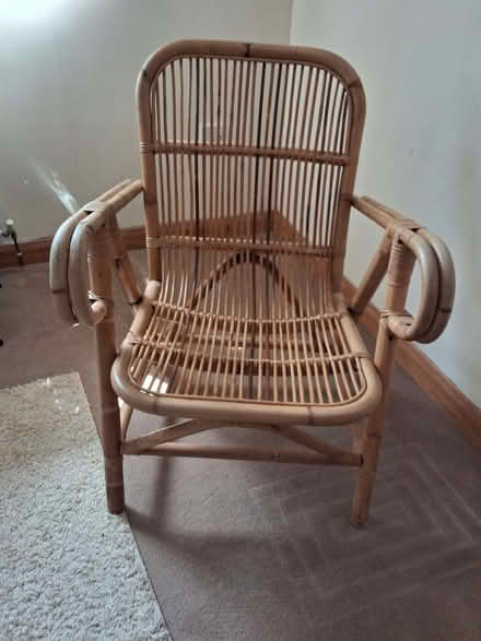 Photo of free Chair and table set (Rhayader LD6) #1