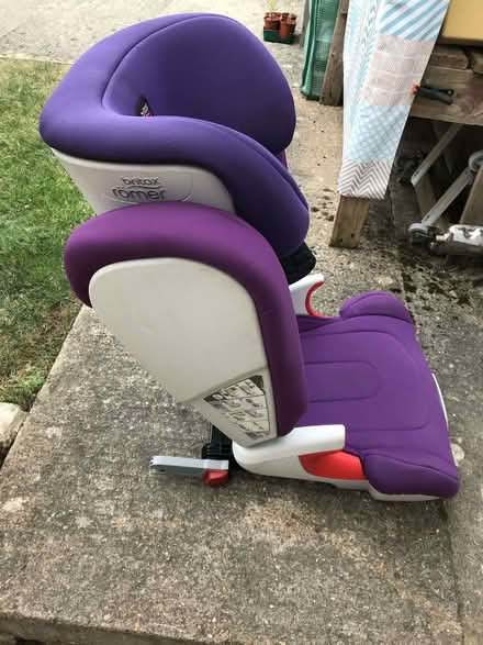 Photo of free Britax child's car seat (Minster Lovell OX29) #2