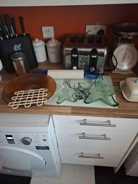 Photo of free Kitchen ware (L25 Woolton) #1