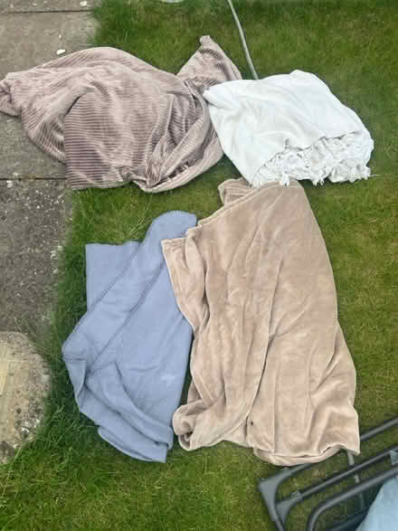 Photo of free Blankets (OX14 Sutton Courtney) #1