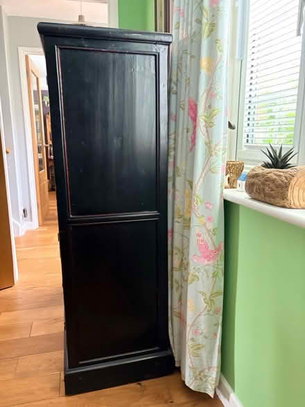 Photo of free Lacquered tall drawers (Tysoe CV350S) #3