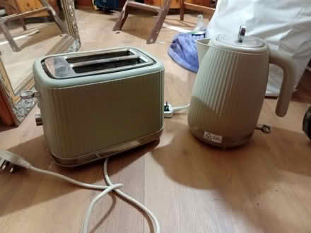 Photo of free Kettle and toaster (Wr2) #1