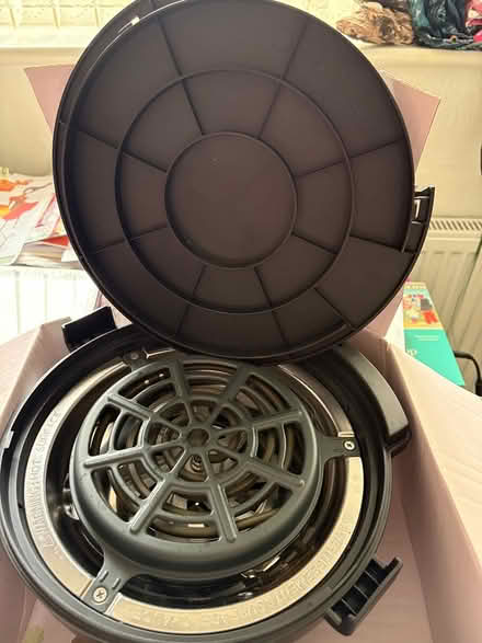 Photo of free Air fryer fitting InstantPot (LA3 Morecambe) #1